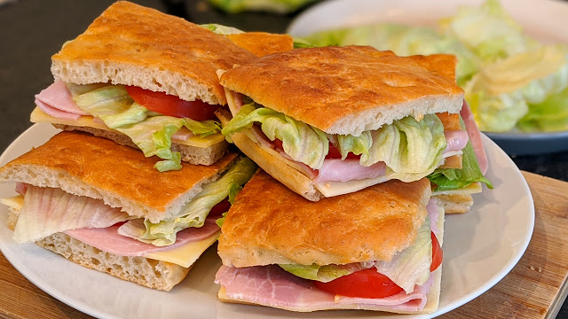 Club sandwich avec pain focaccia maison facile