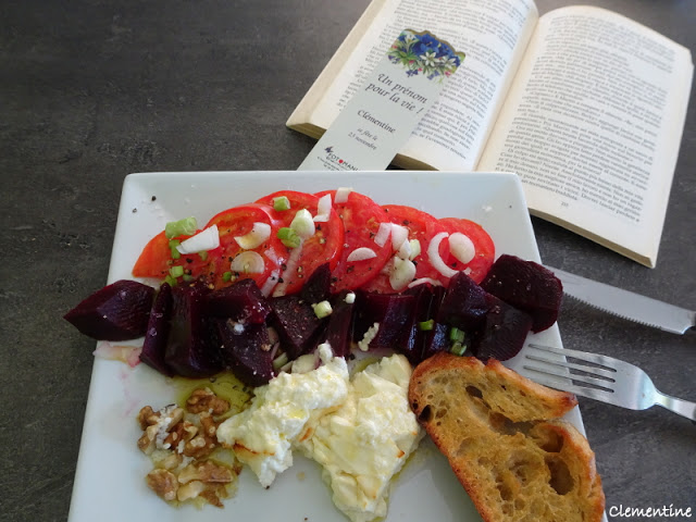 Salade de tomates de Yotam Ottolenghi, de betteraves de Jamie Oliver et...