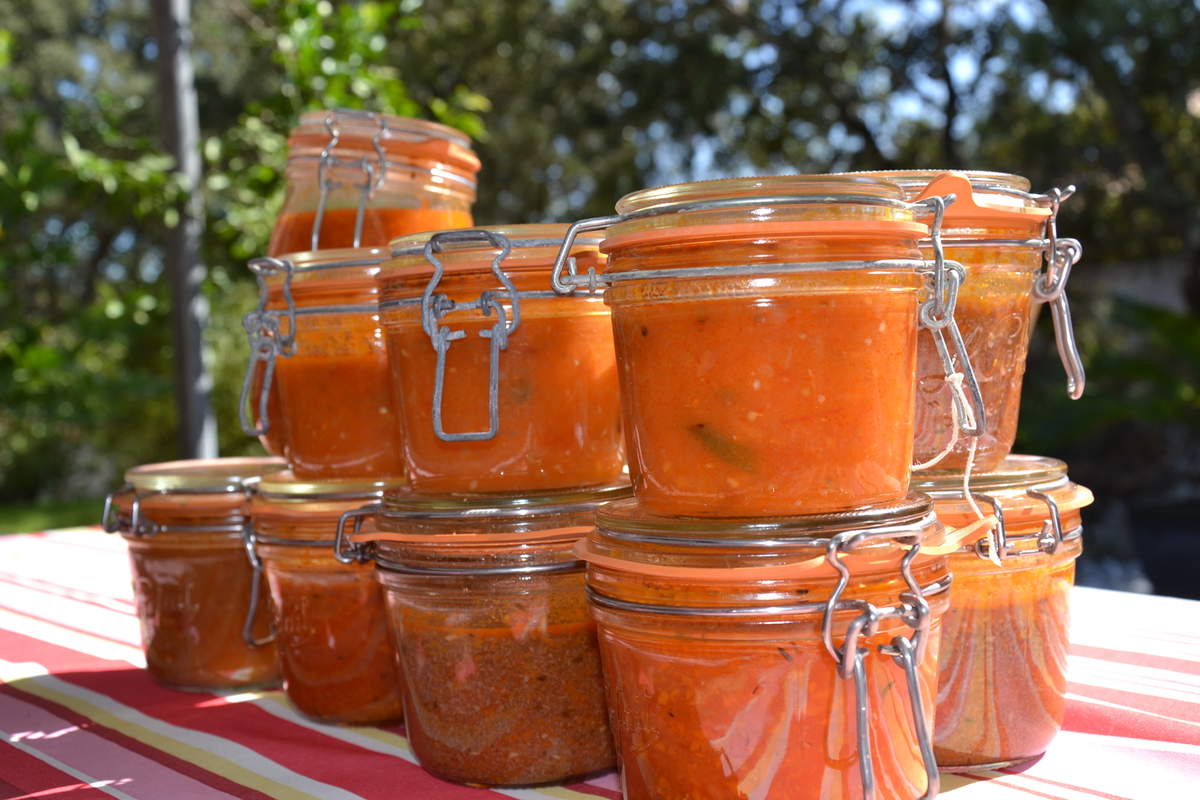 Sauce tomate maison en bocaux (avec, sans stérilisateur...